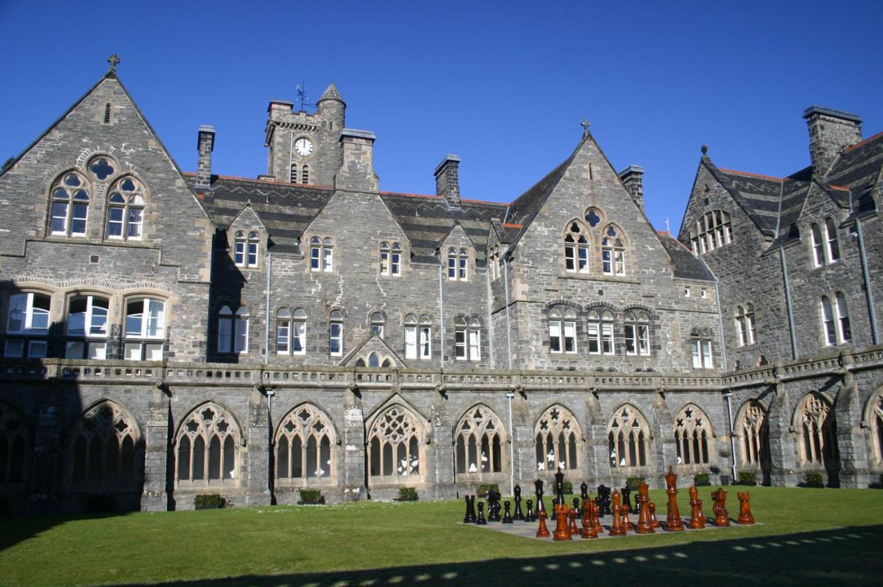 Highland Club Scotland Apartments Форт Аугустус Экстерьер фото